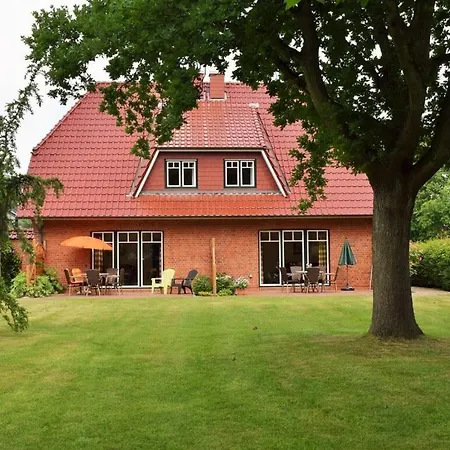 Nyaraló With 3 Bedrooms *